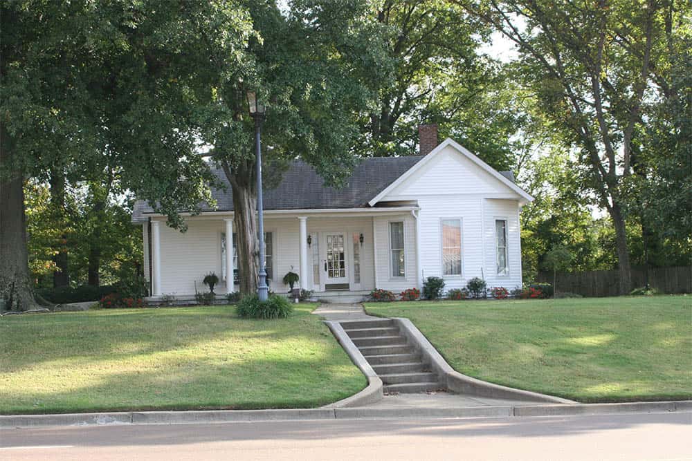 Manicured Lawn White House
